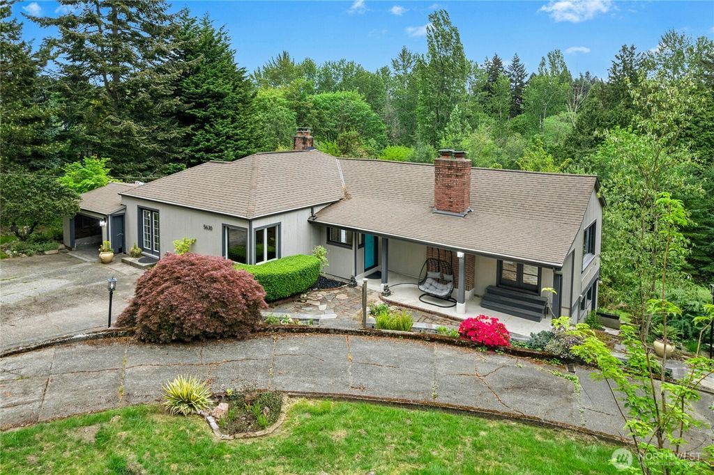 Photo of 5630 21st Avenue SW, Seattle, WA 98114 (MLS # 2518435)