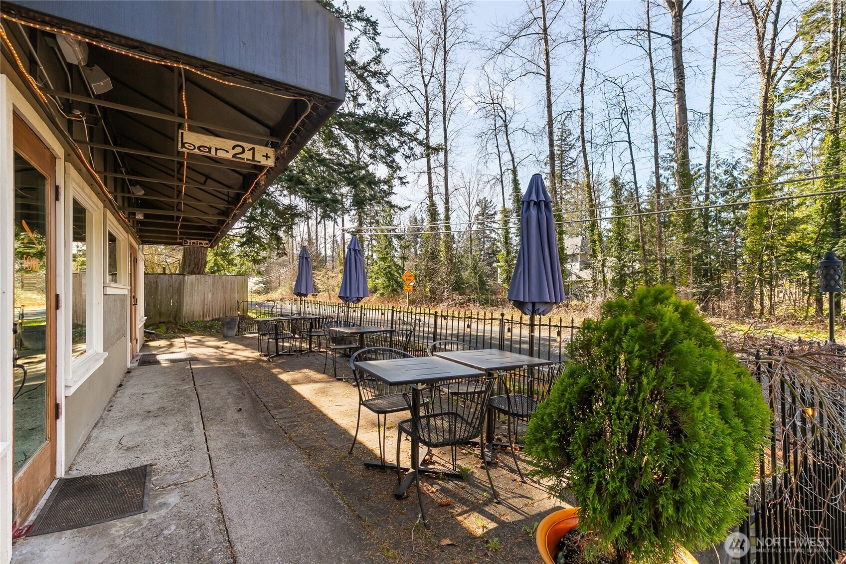 2530 Northshore Road