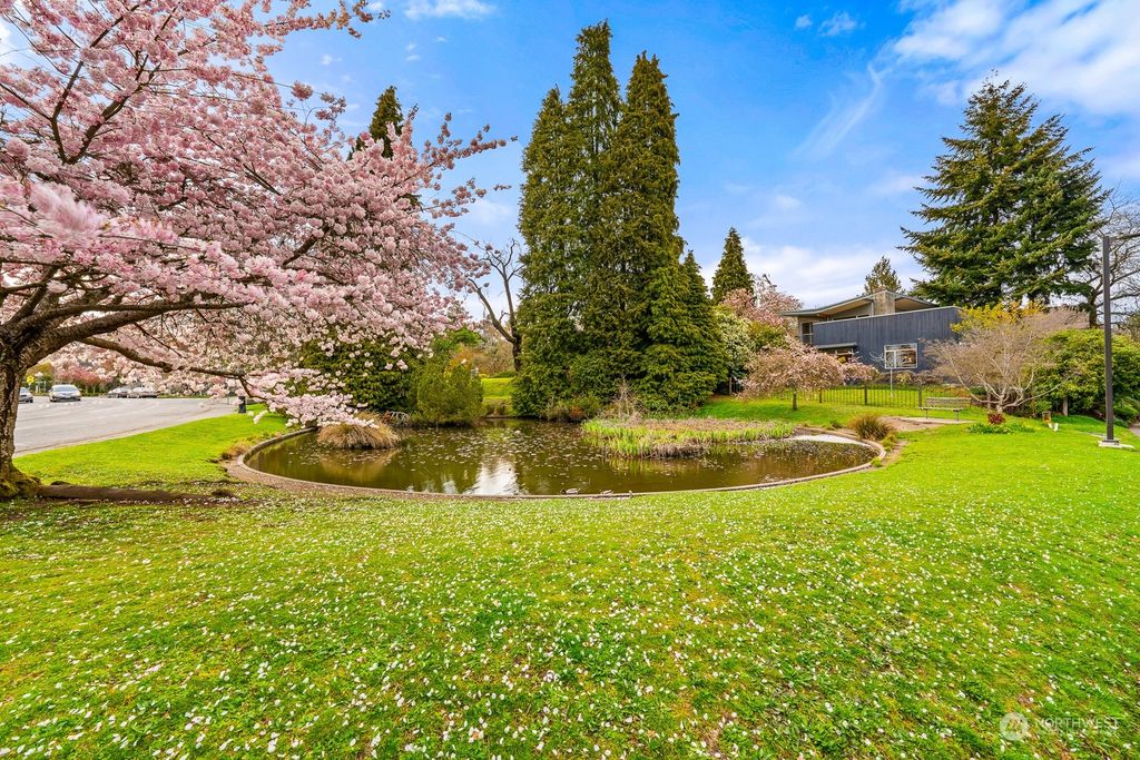 Photo of 105 Maiden Lane E, Seattle, WA 98112 (MLS # 2054521)