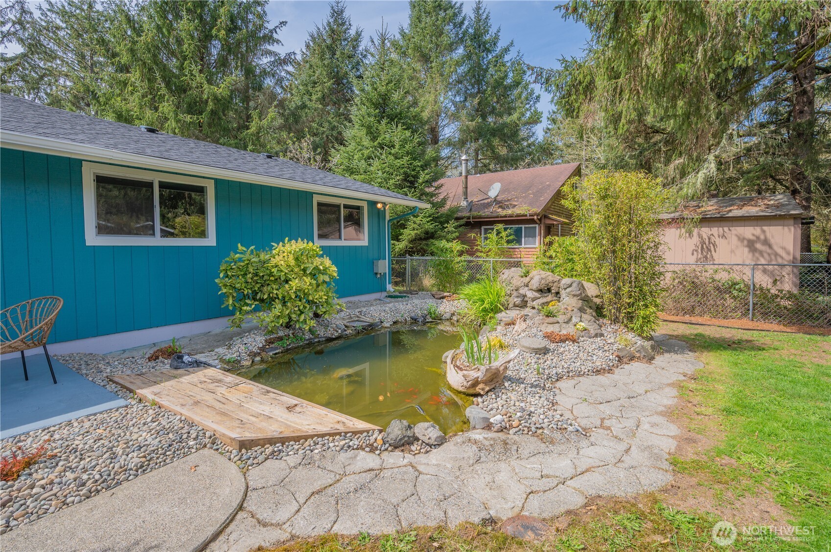 434 Snahapish Avenue SE