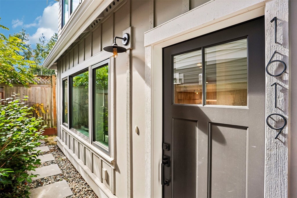 Photo of 1619 3rd Avenue W, Seattle, WA 98119 (MLS # 2595532)