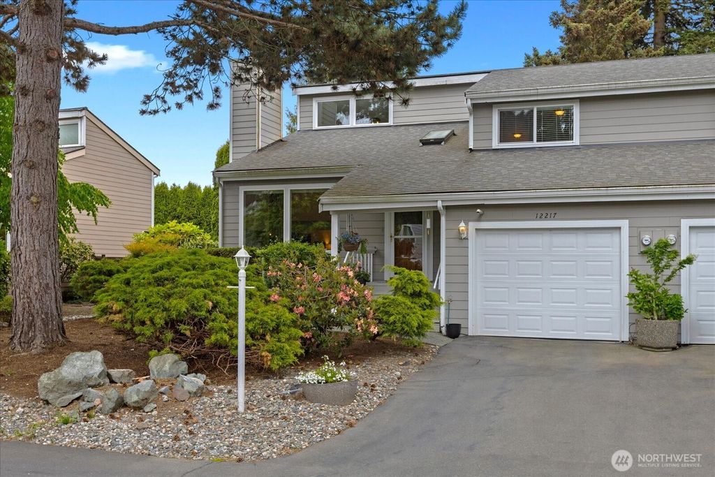 Photo of 12217 5th Place W #5A, Everett, WA 98204 (MLS # 2527795)