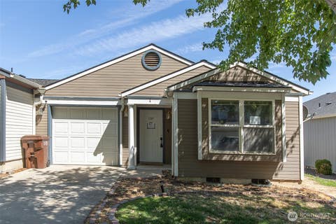 Photo of 105 Peach Tree Lane #1, Yakima, WA 98908 (MLS # 2572794)