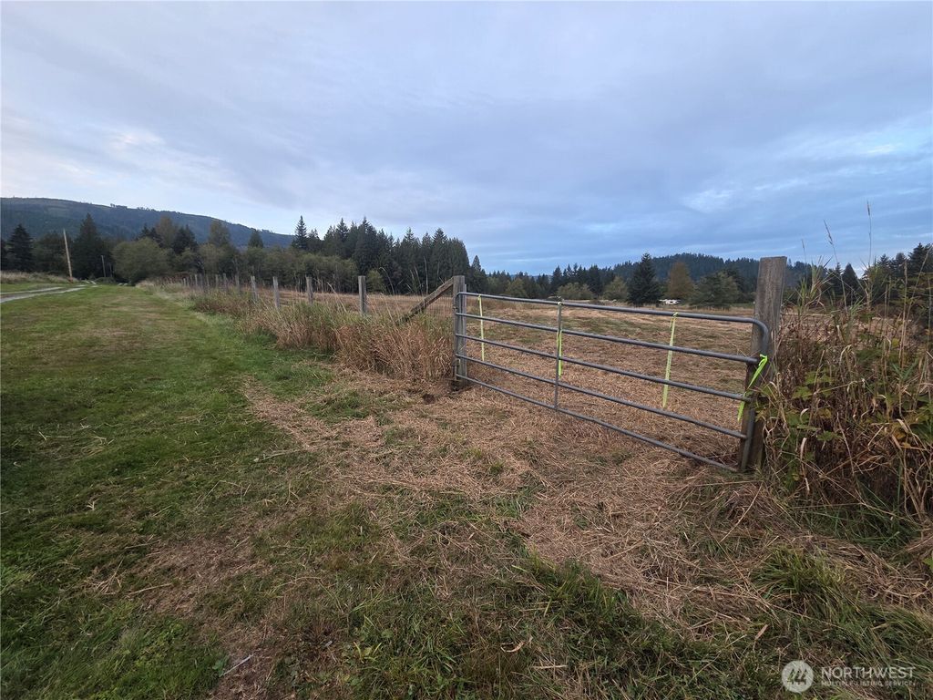 Photo of 0 11XXX Grandview Road, Arlington, WA 98223 (MLS # 2441151)