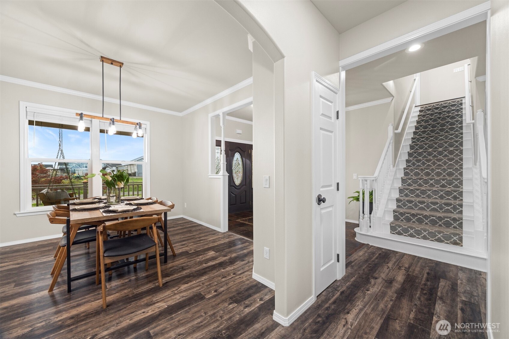 6729 Hawk Ridge Drive