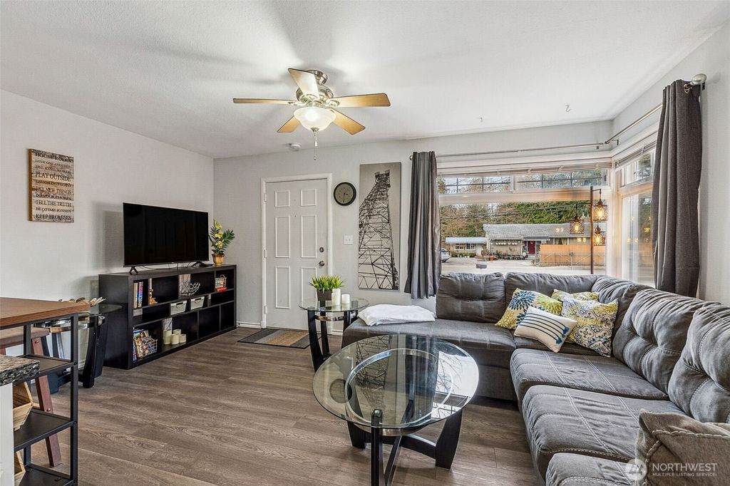 Photo of 1433 S 128th Street, Seattle, WA 98168 (MLS # 2334227)