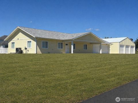 Photo of 5 Red Apple Drive, Omak, WA 98841 (MLS # 2456532)