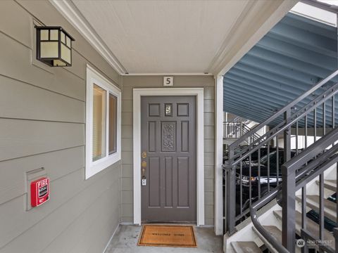 7579 Old Redmond Rd Unit 5, Redmond, WA 98052 - MLS#: 2324193