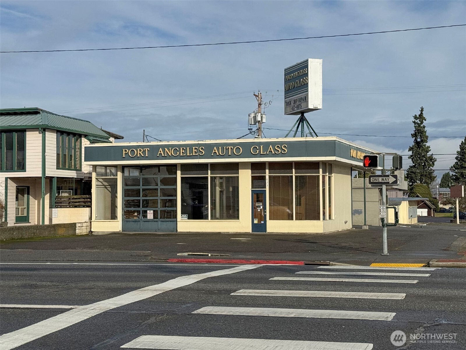 833 E First Street