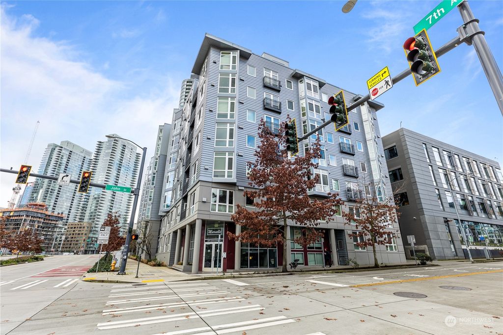Photo of 699 John St St #115, Seattle, WA 98109 (MLS # 2198256)