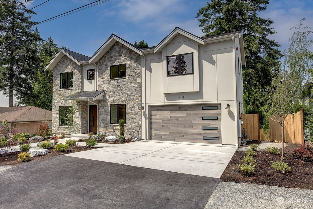 Photo of 3419 72nd Place SE, Mercer Island, WA 98040 (MLS # 2224020)