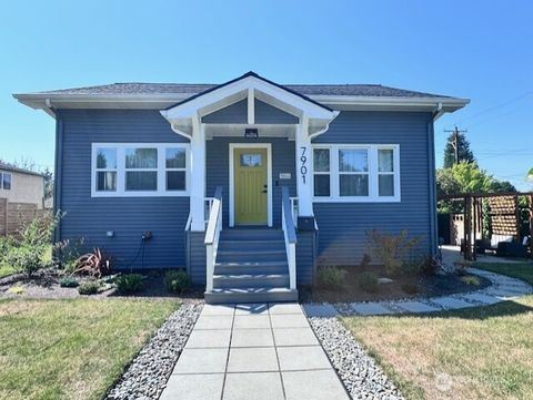 Photo of 7901 16th Avenue SW, Seattle, WA 98106 (MLS # 2445807)