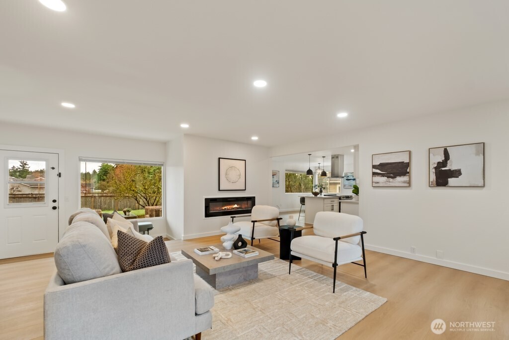 13121 Golden Given Road E