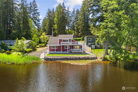 A home in Bremerton