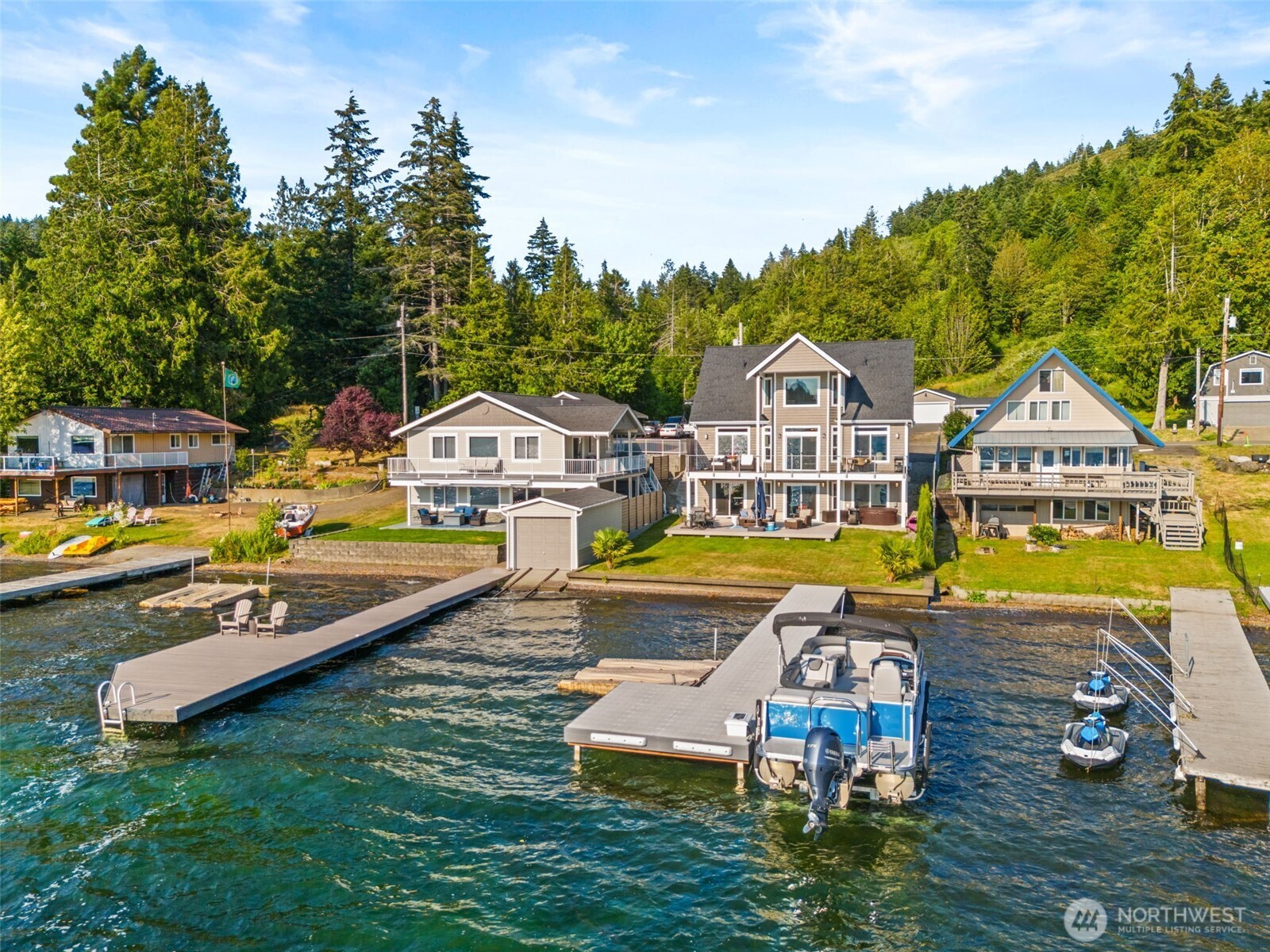 1325 Summit Lake Shore Rd NW