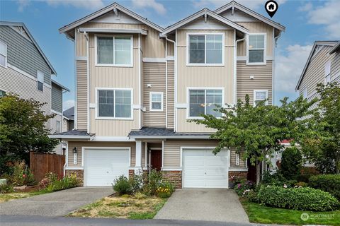 Photo of 313 127th Street SE #B, Everett, WA 98208 (MLS # 2284834)
