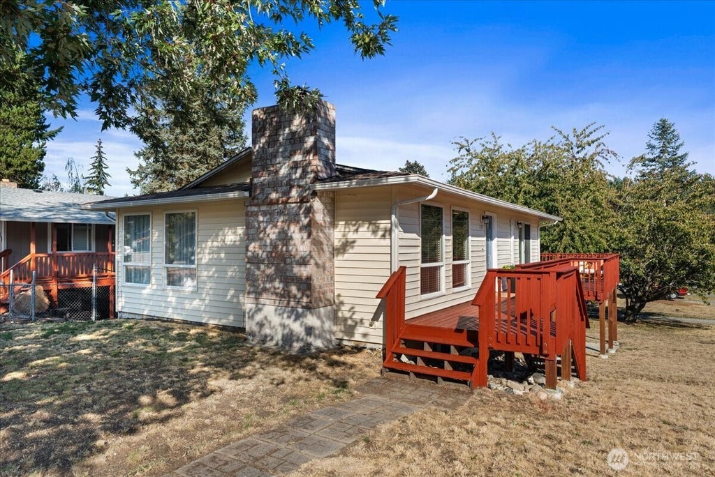 Photo of 1351 S Highland AVE, Tacoma, WA 98465 (MLS # 2585223)