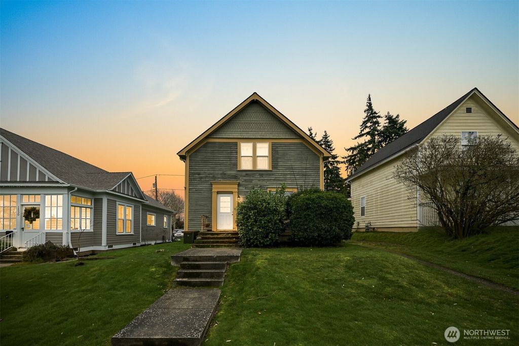 Photo of 1524 Iron Street, Bellingham, WA 98225 (MLS # 2468979)