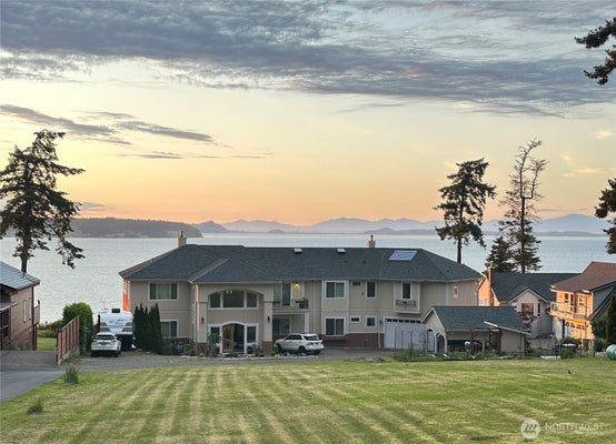 444 W NORTH CAMANO DR, CAMANO ISLAND, WA 98282 - Image 5b113fa93f5adb70e8a3200a3acf85c2/2700357786
