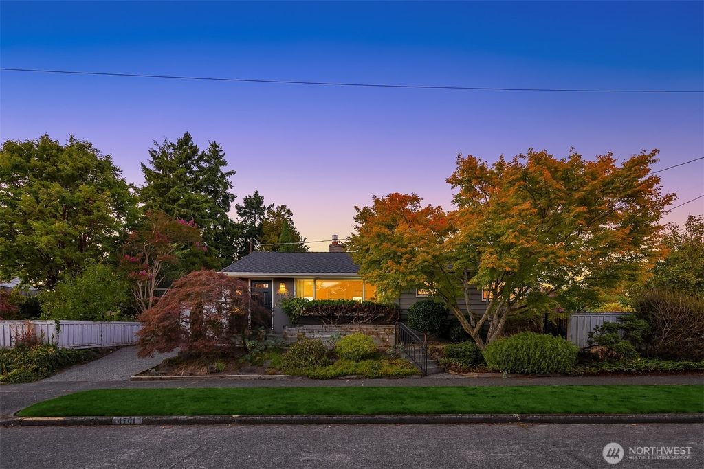 Photo of 4701 46th Avenue NE, Seattle, WA 98105 (MLS # 2438041)