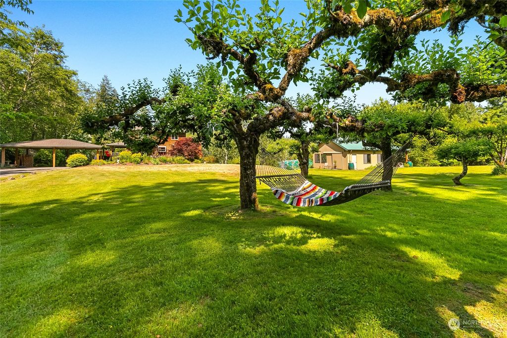 listing image 9361039667843875582