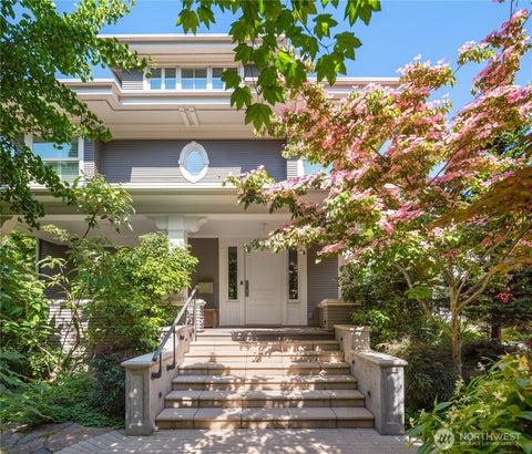 Photo of 1065 Summit Avenue E, Seattle, WA 98102 (MLS # 2579957)