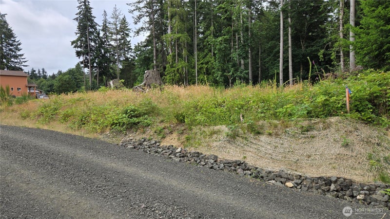 26 Oregon (Lot C of Short Plat) Avenue E