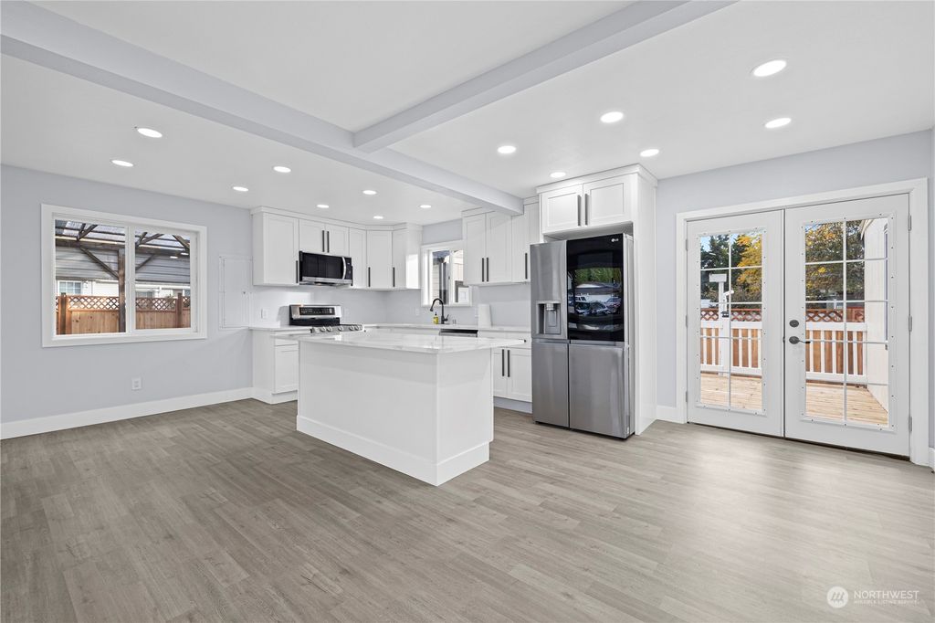 Photo of 2433 S 135th Street, SeaTac, WA 98168 (MLS # 2178531)