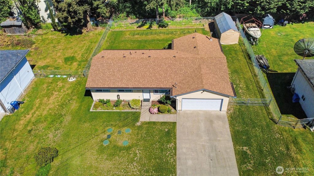 Photo of 32226 39th Avenue S, Federal Way, WA 98001 (MLS # 2521985)