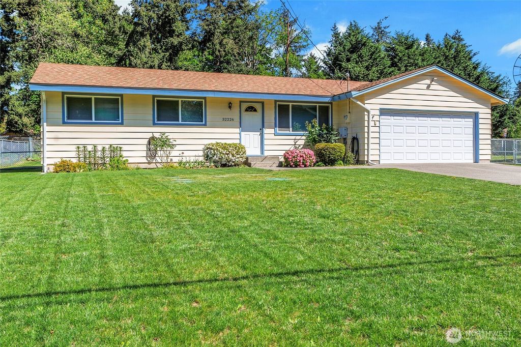 Photo of 32226 39th Avenue S, Federal Way, WA 98001 (MLS # 2521985)