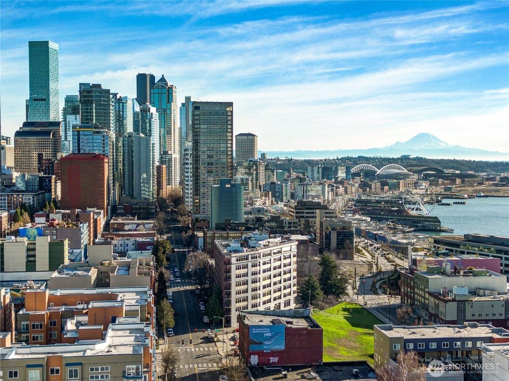 Photo of 2621 2nd Avenue #706, Seattle, WA 98121 (MLS # 2470405)