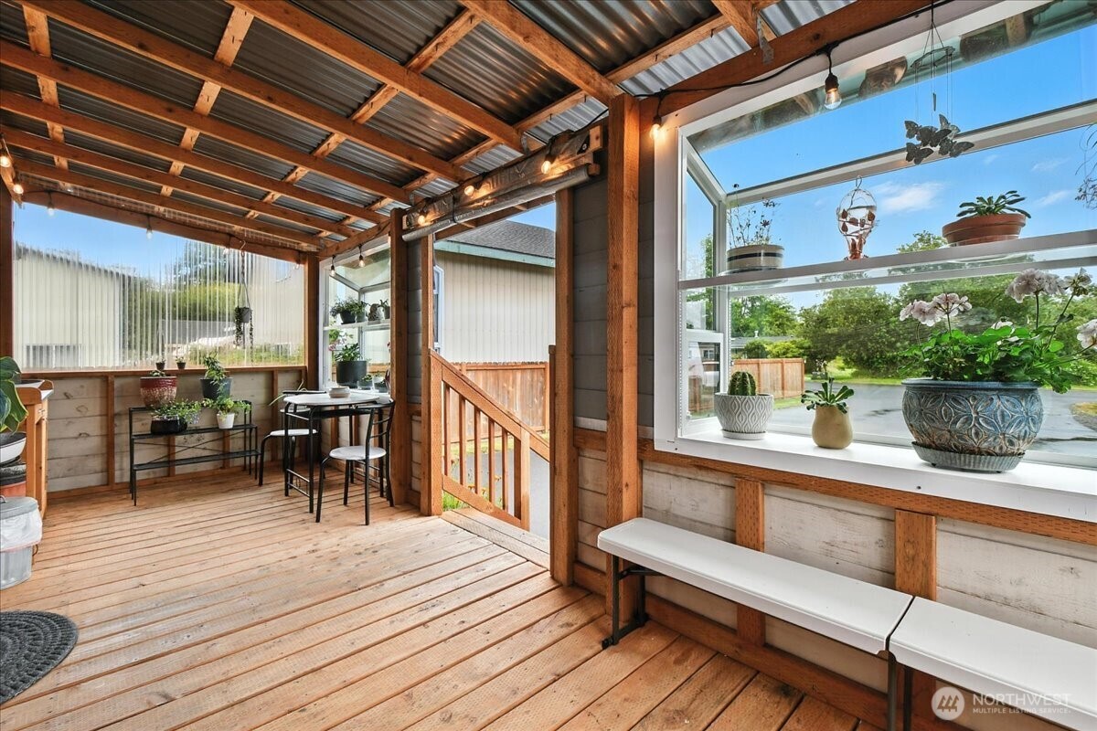 7128 Ortelius Drive