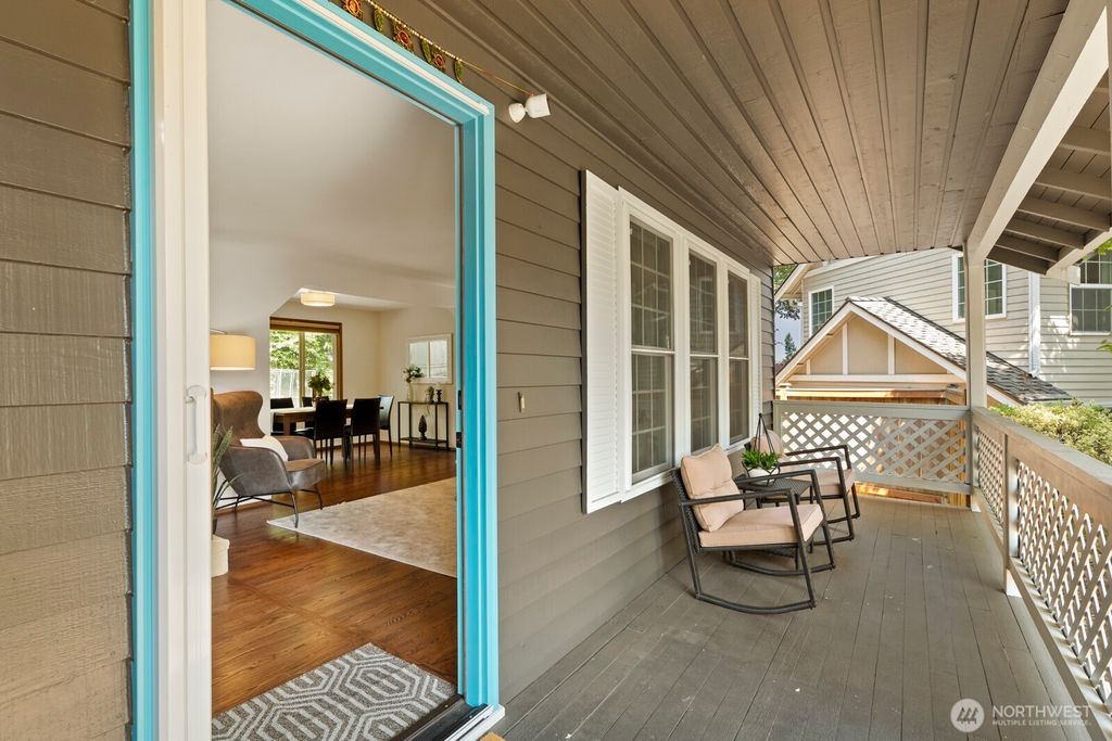 Photo of 14012 NE 86th Court, Redmond, WA 98052 (MLS # 2414612)