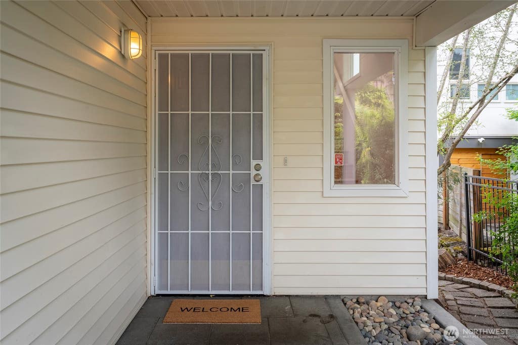 Photo of 831 19th Avenue S, Seattle, WA 98144 (MLS # 2537638)