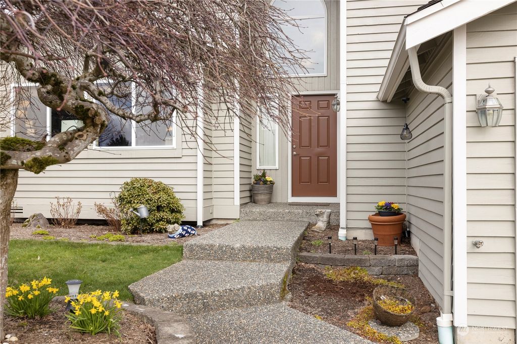 Photo of 215 237th Place SW, Bothell, WA 98021 (MLS # 2205848)