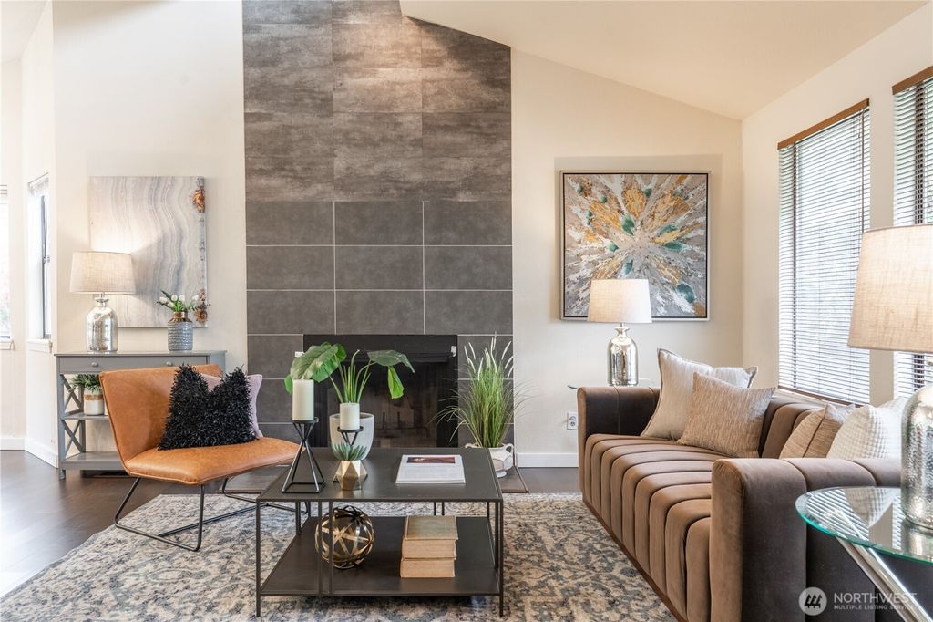 Photo of 4515 SW 327th Street, Federal Way, WA 98023 (MLS # 2515156)