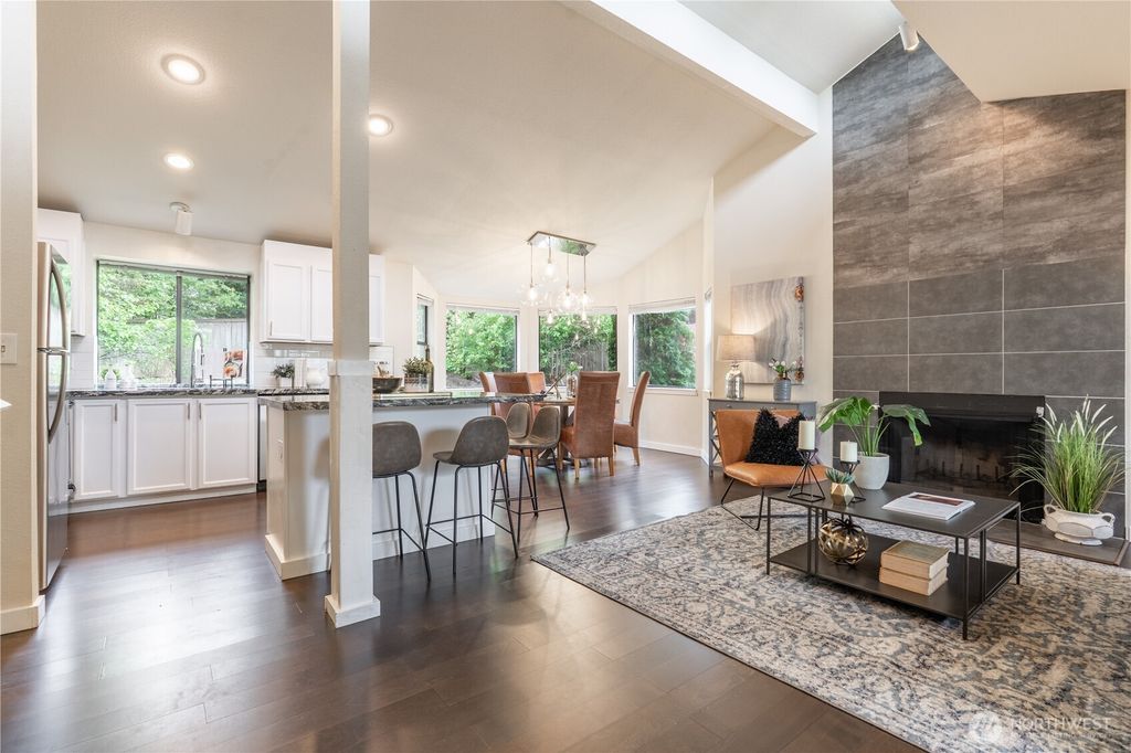 Photo of 4515 SW 327th Street, Federal Way, WA 98023 (MLS # 2515156)