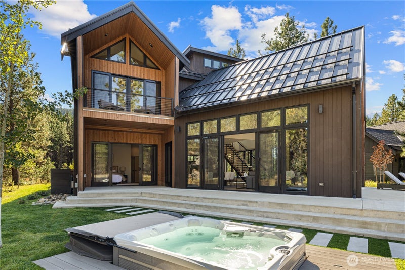 321 Southern Star Lane
