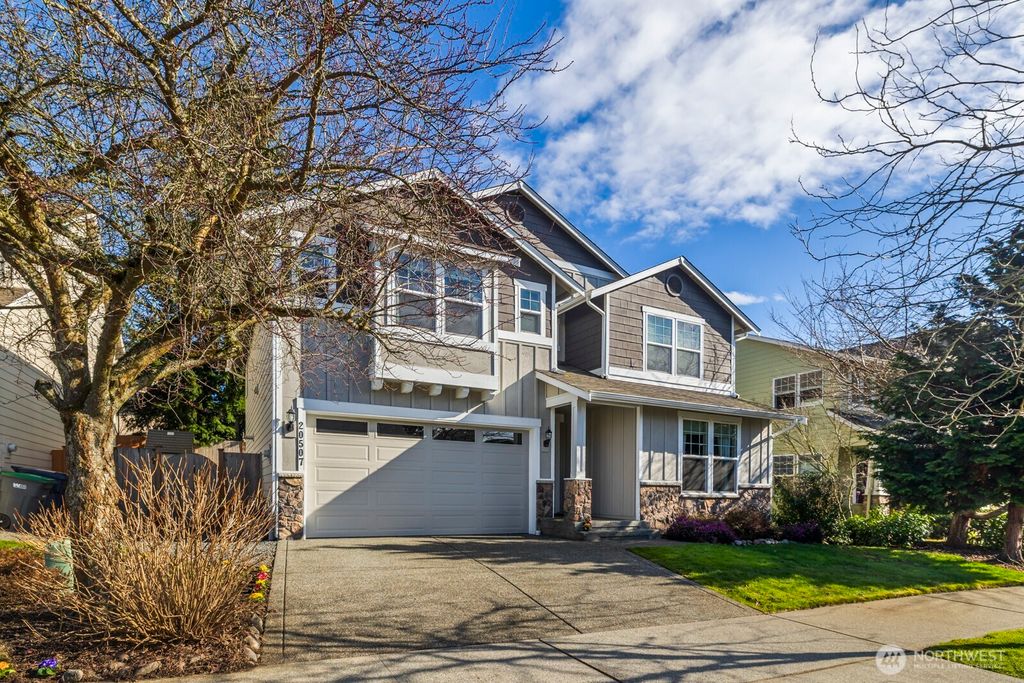 Photo of 20507 9th Avenue W, Lynnwood, WA 98036 (MLS # 2525196)