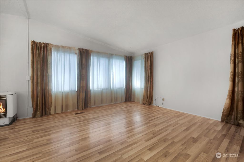 Photo of 18425 NE 95th Street #13, Redmond, WA 98052 (MLS # 2012017)