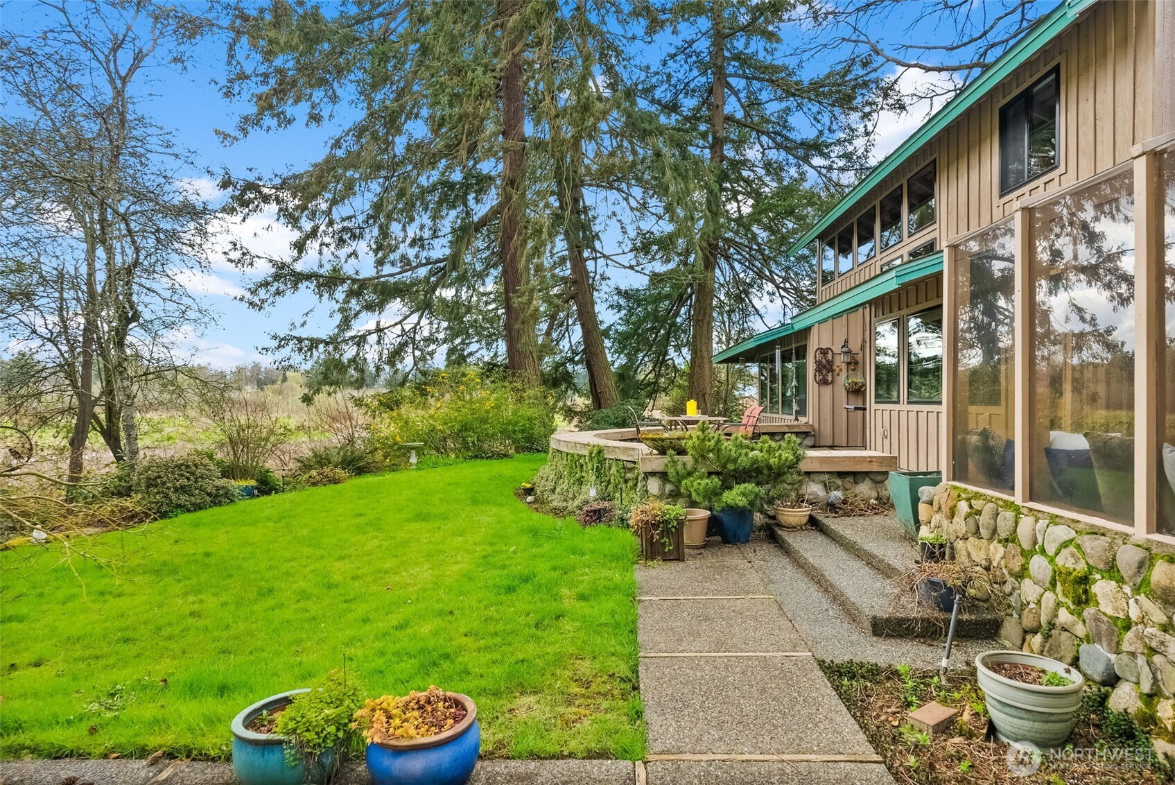 5610 79th Street W