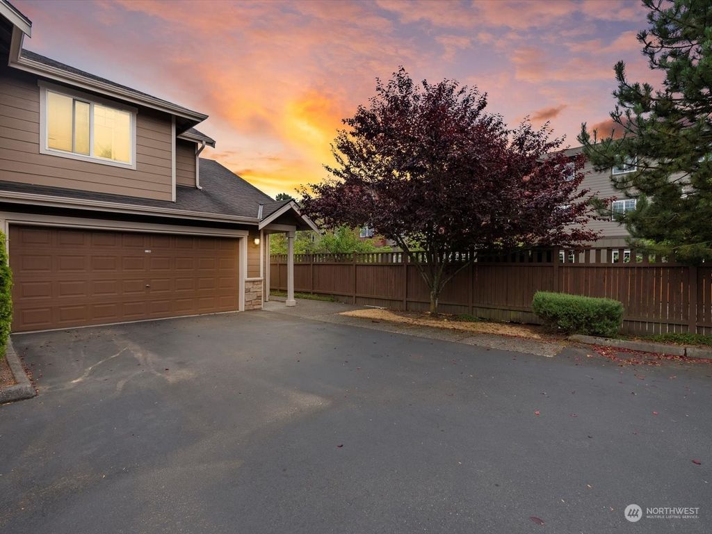 Photo of 5012 146th Place NE #202, Marysville, WA 98271 (MLS # 2022717)