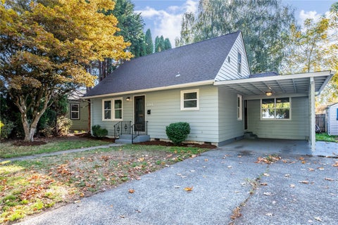 Photo of 2915 Louisiana Street, Longview, WA 98632 (MLS # 2596972)