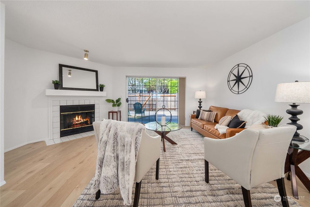 Photo of 23953 58th Court S #F3, Kent, WA 98032 (MLS # 2235134)