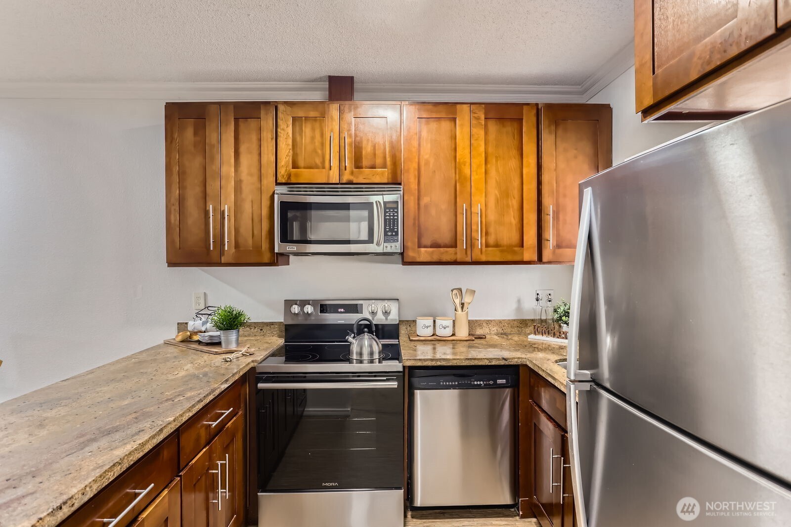 14547 NE 40th St J302