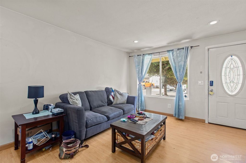 Photo of 26708 191st Place SE, Covington, WA 98042 (MLS # 2429114)