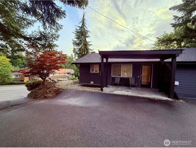 2000 NE 27th Street
