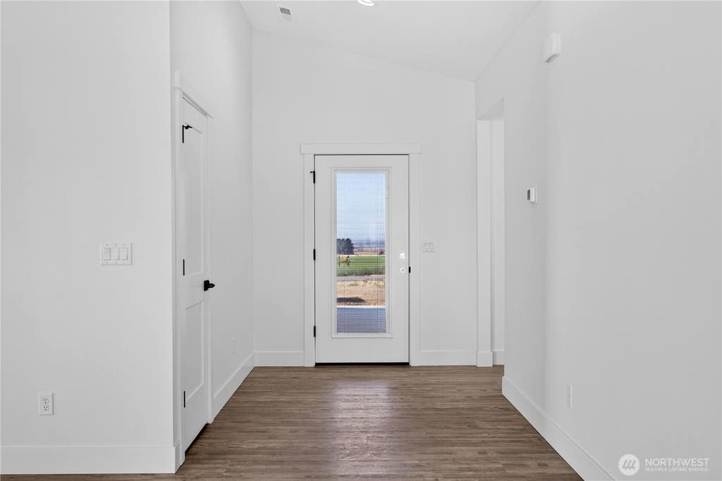 Photo of 240 Windrow Lane, Ellensburg, WA 98926 (MLS # 2572533)