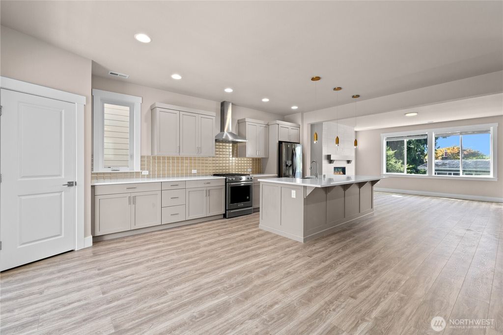 Photo of 2204 176th Place SW #3, Lynnwood, WA 98037 (MLS # 2526574)
