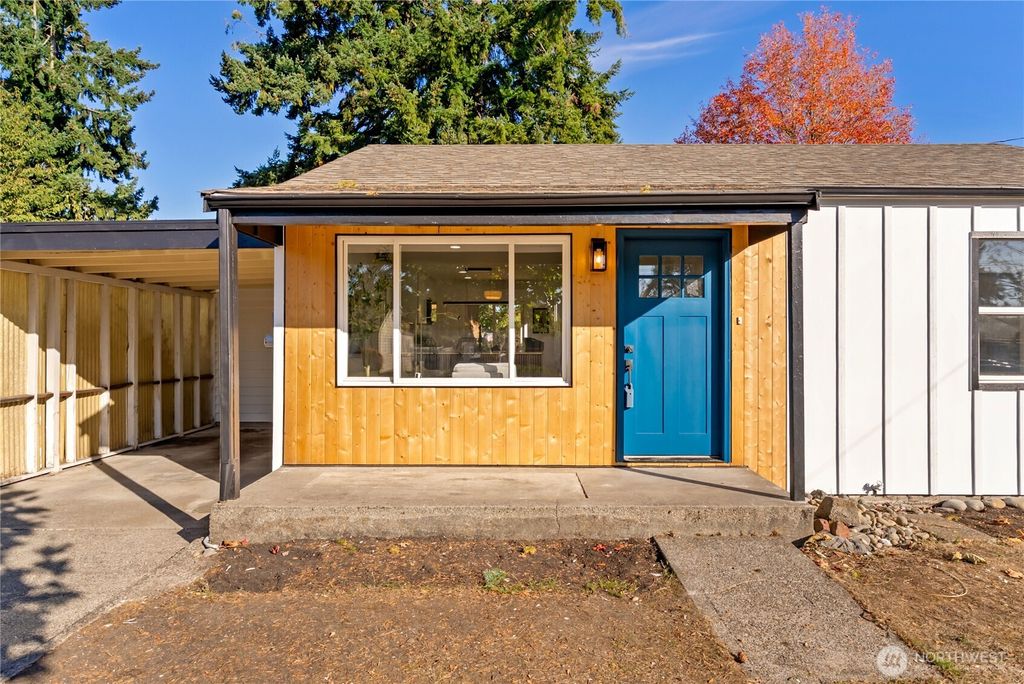 Photo of 1105 115th Street S, Tacoma, WA 98444 (MLS # 2445731)